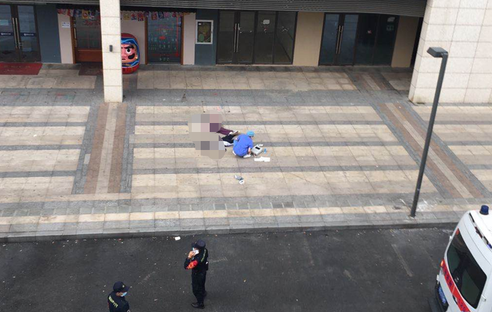 深圳两名14岁初中女生坠楼身亡 警方:初步认定为轻生