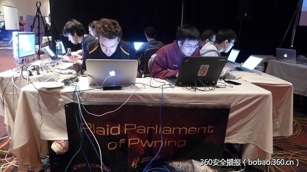 为了拔得头筹这些黑客界的大神们也在加紧筹备迎战,其中ppp与defkor两
