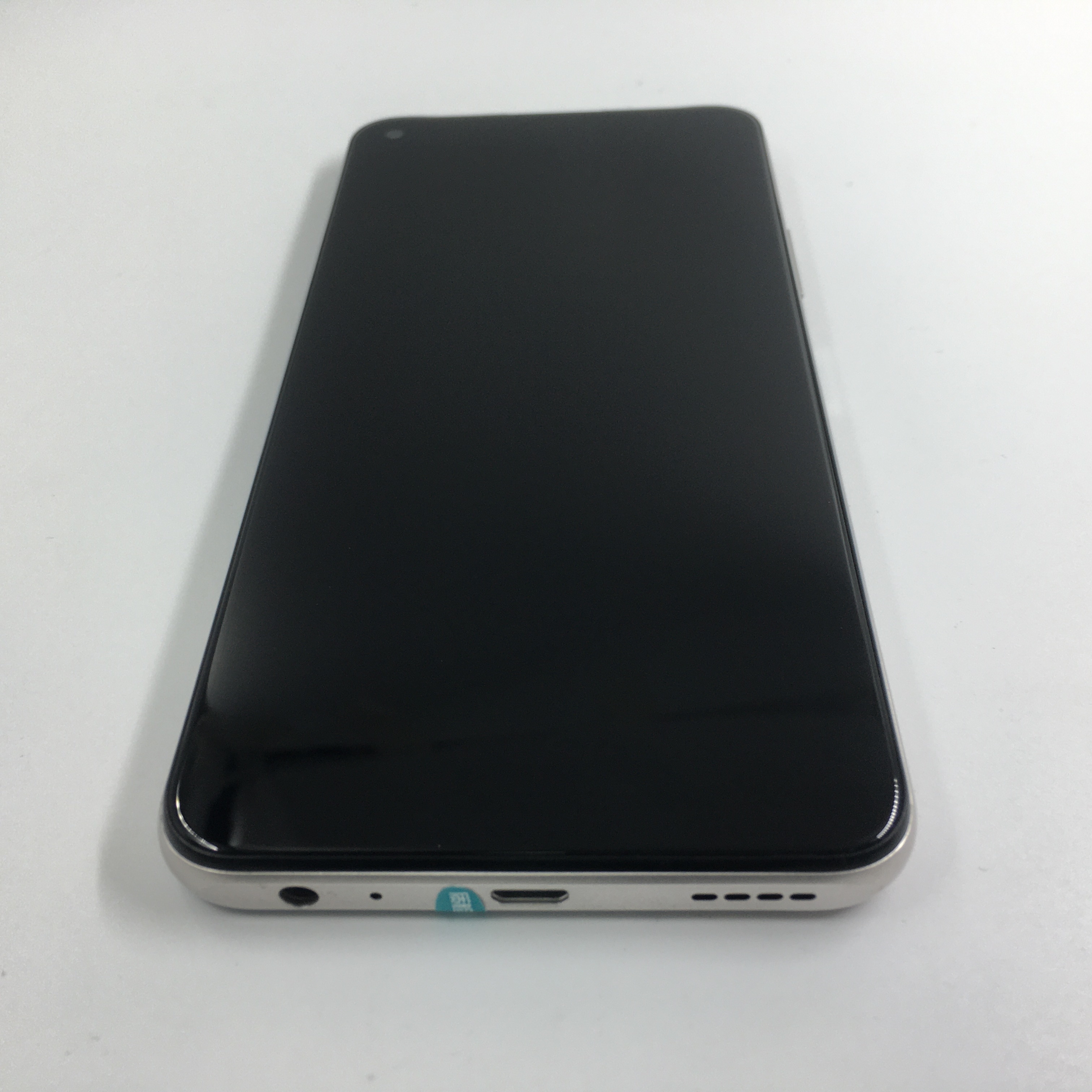 官方质检95成新 5g全网通 雪羽白 6g/128g 国行 vivo vivo y51s