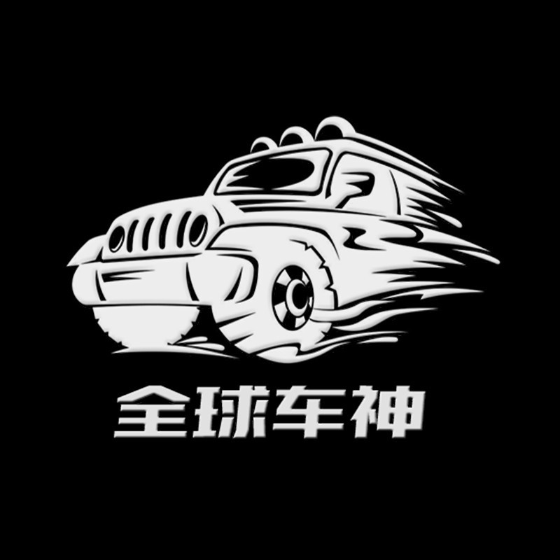 不要命,路口疯狂加速撞翻三轮车