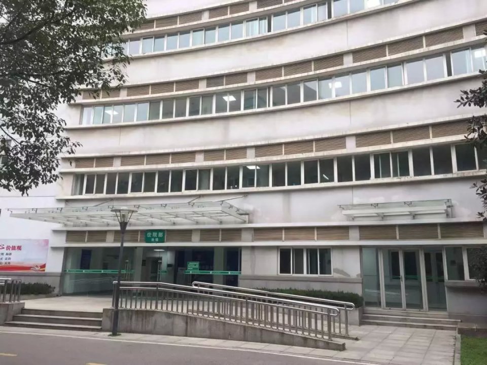 武汉不明原因肺炎患者已隔离治疗，海鲜城休市整治