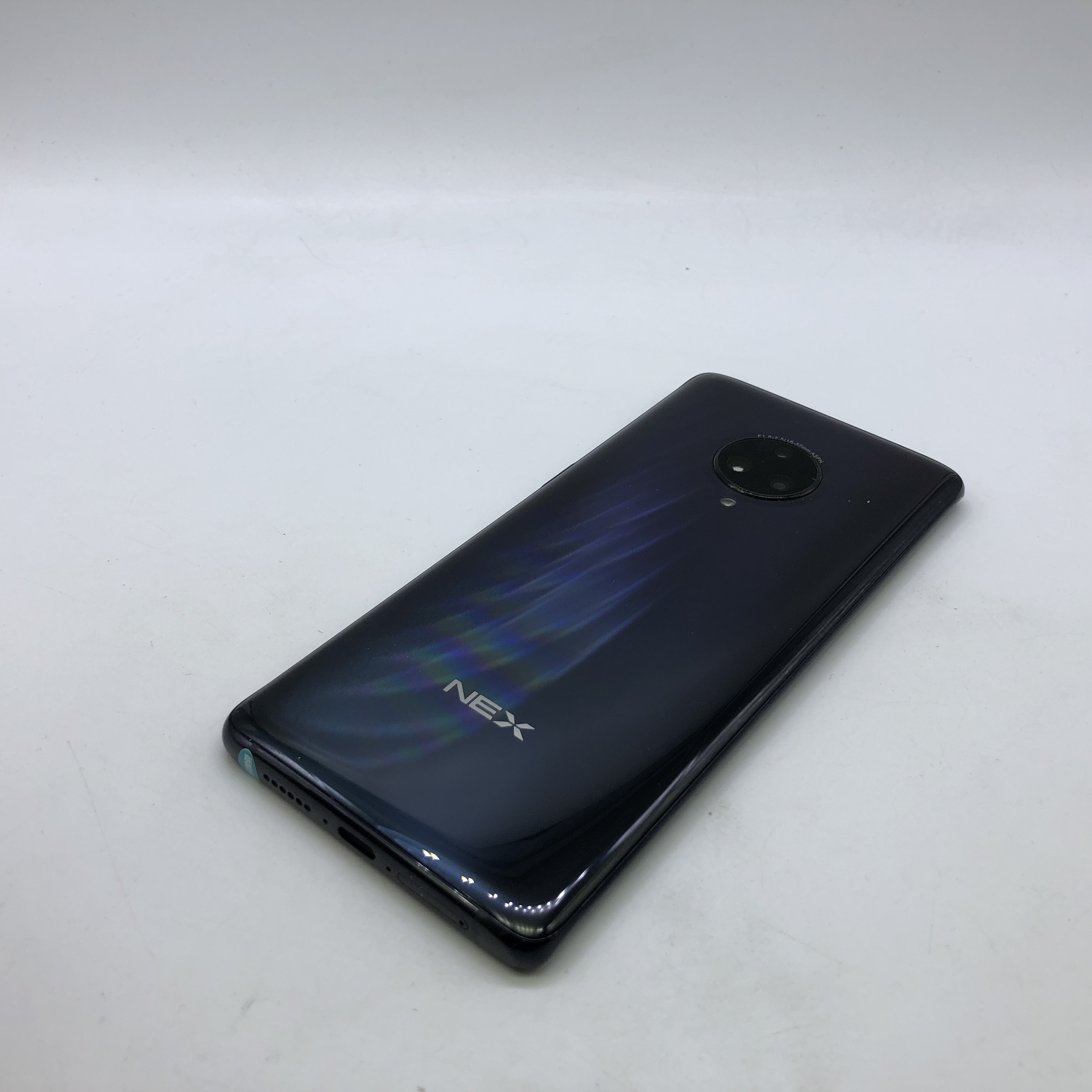 官方质检9成新 全网通 深空流光 8g/128g 国行 vivo nex 3