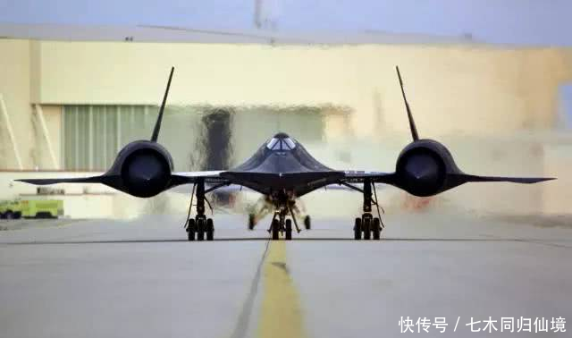 两万米高空的间谍之王，你所不知道的SR-71！