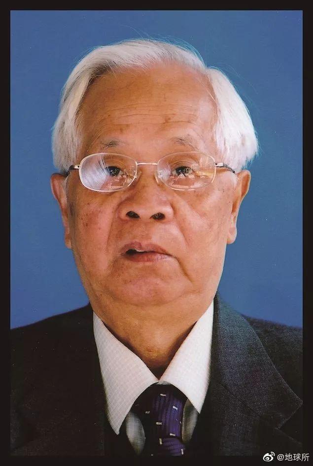 t01137576750d550afe.jpg?size=635x945