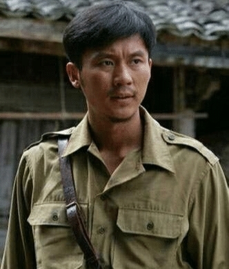 《我的团长我的团》中,张立宪的成长,由精锐向炮灰蜕变的过程