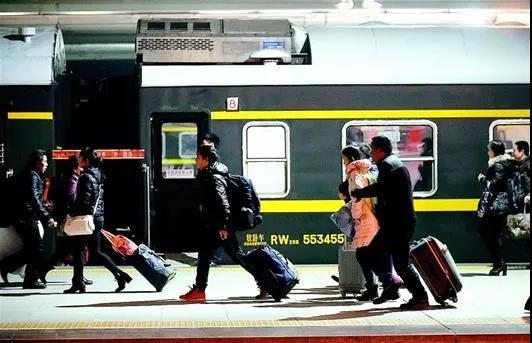 火车招聘_延安火车乘务员招聘要求欢迎进入了解(3)