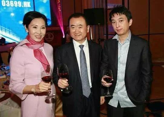 t015e276223ded624ff.jpg?size=542x388