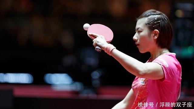 孙颖莎对阵丁宁