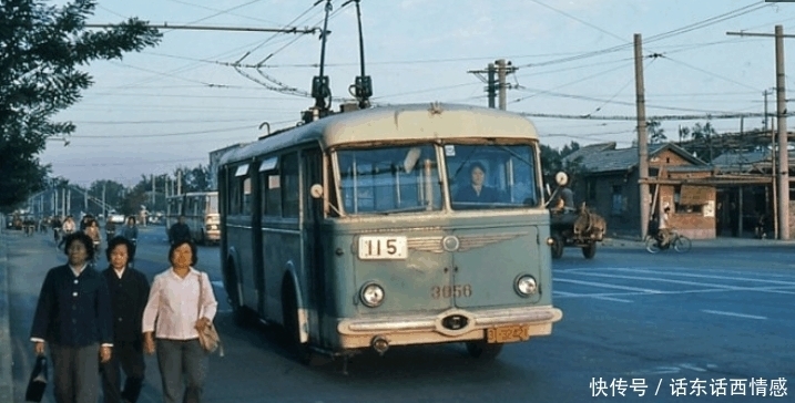美国人拍摄的1983年中国老照片 想不到83年的中国是这样子