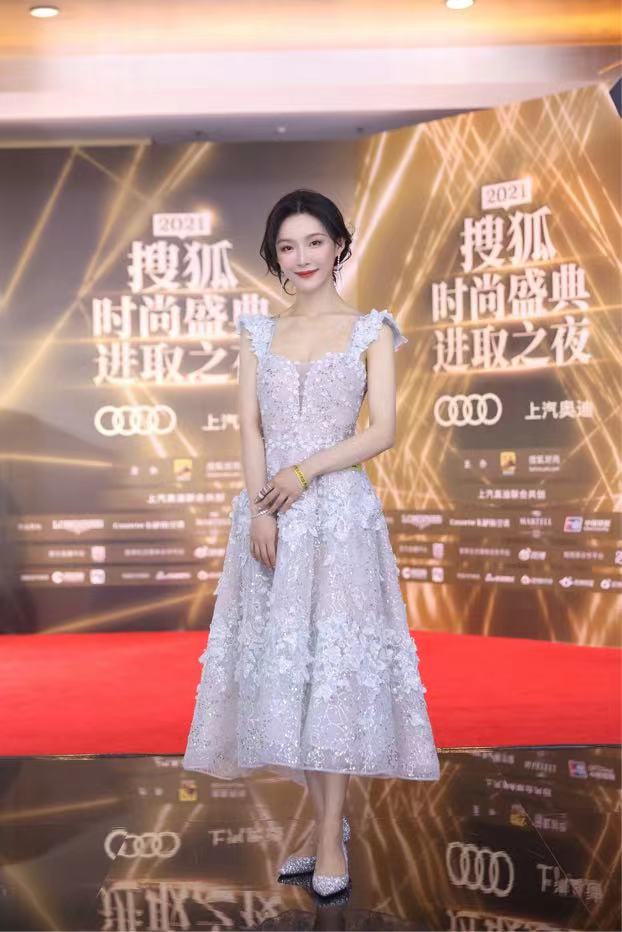 等时尚女神,张晋,蔡少芬,刘敏涛,刘奕君,闫妮,海清,蒋勤勤等实力演员