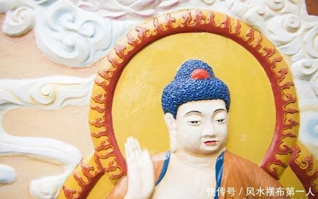 这一句佛号,念得越多,福报和功德就越大!