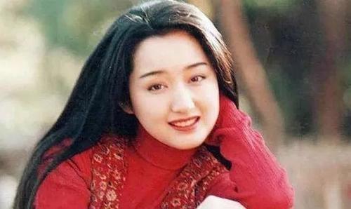 《瞒了23年，杨钰莹终于坦言：如果不是毛宁的父母，我早就是两个孩子的妈》