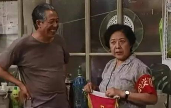 春晚朱军怎么不见了