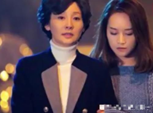 精英律师黛曦罗槟