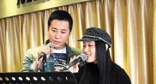 《瞒了23年，杨钰莹终于坦言：如果不是毛宁的父母，我早就是两个孩子的妈》