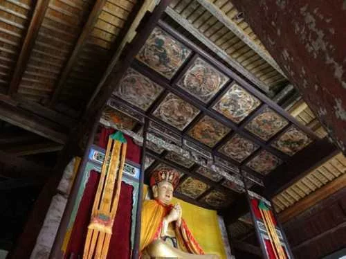 中国最神秘的寺庙,建寺500年没有开过庙门、没有受过香火
