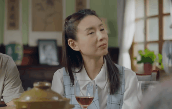 t01c1f4578155292bd6.gif?size=563x356