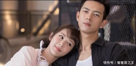 杨紫叉腿跳到李现身上时,谁注意李现手放的“位置”?网友:羡慕插图(2) 杨紫叉腿跳到李现身上时,谁注意李现手放的“位置”?网友:羡慕插图(2)