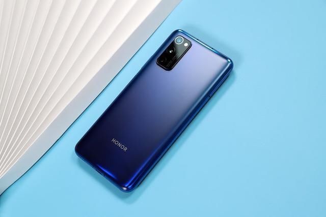 荣耀20pro与v30拍照