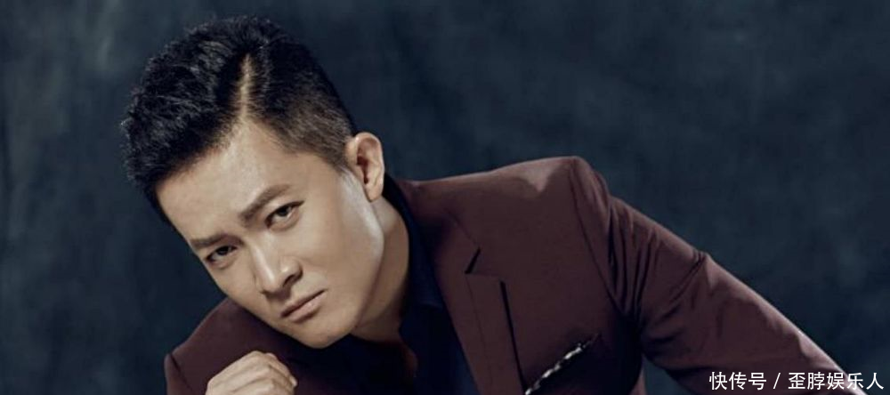 42岁杨志刚老婆曝光，原来是我们熟悉的她，难怪一直都不愿公开