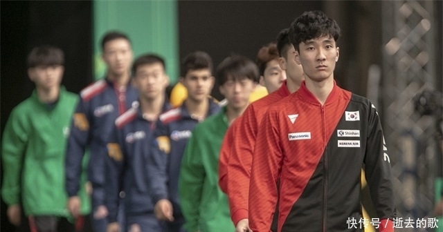 马龙对战梁靖崑