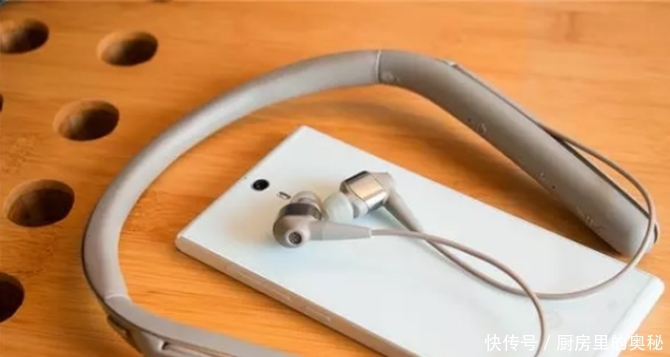 耳机的牌子叫什么