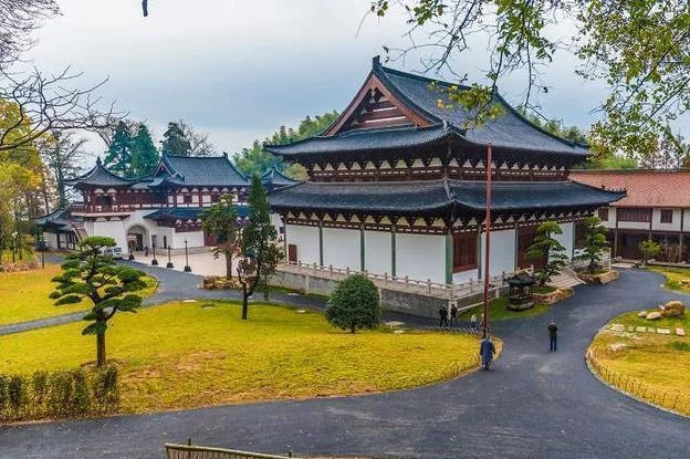 杭州一千年古寺,日本茶道起源地,与灵隐寺齐名却少有人知!【2020热门旅游景点】