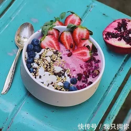 牛奶是买全脂还是脱脂