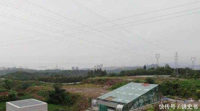深圳市地铁四号线出站