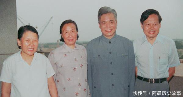 邓稼先病逝后,许鹿希很少接受采访,学生的纪念活动表现让人寒心