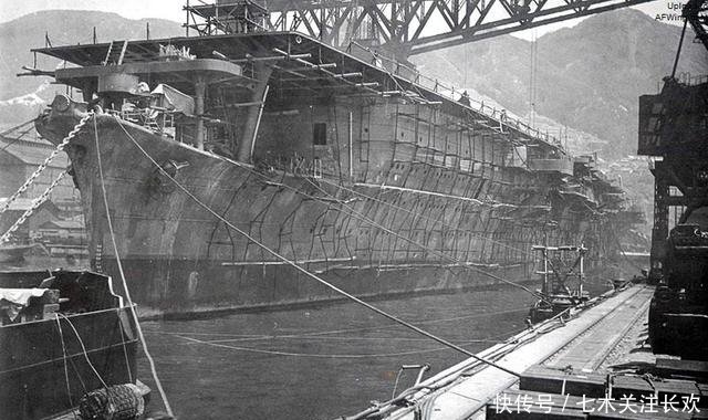 第一艘航空母舰是什么